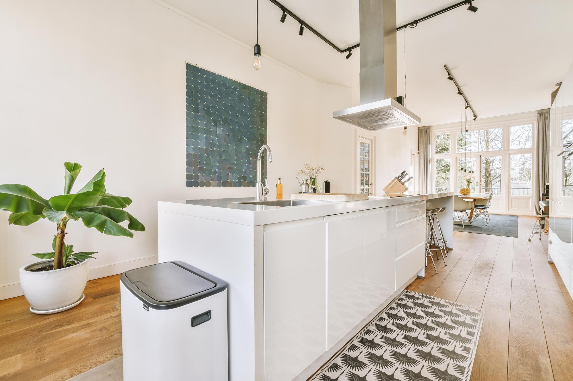 Discover Plasma: The 4th State of Matter that Transforms Kitchen Air Quality!